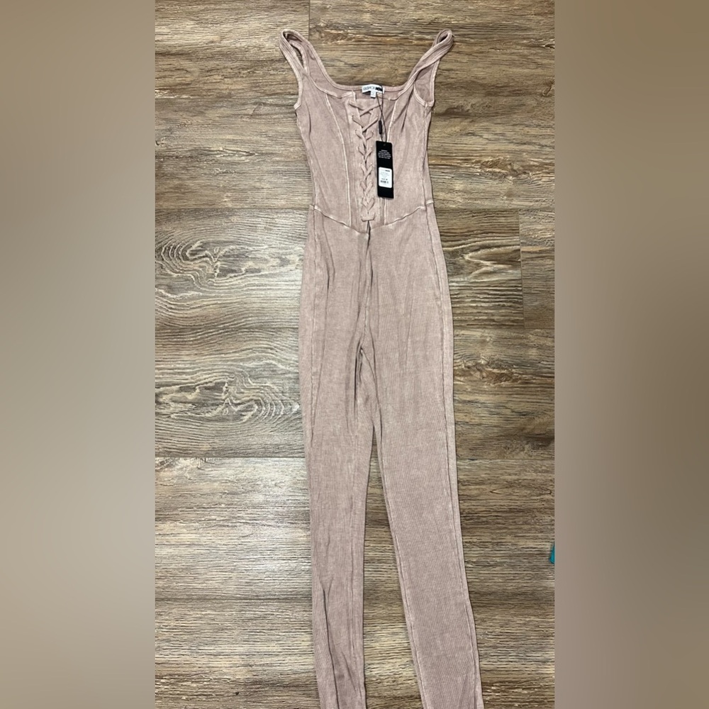 FASHION NOVA JUMPSUIT